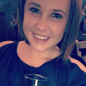 Meet your Posher, Alexandra